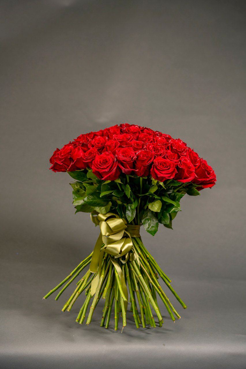 Red rose bouquet